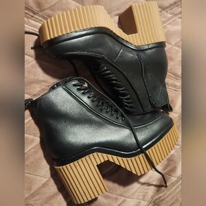 Gianni Bini Black Ankle Boots with Brown Soles